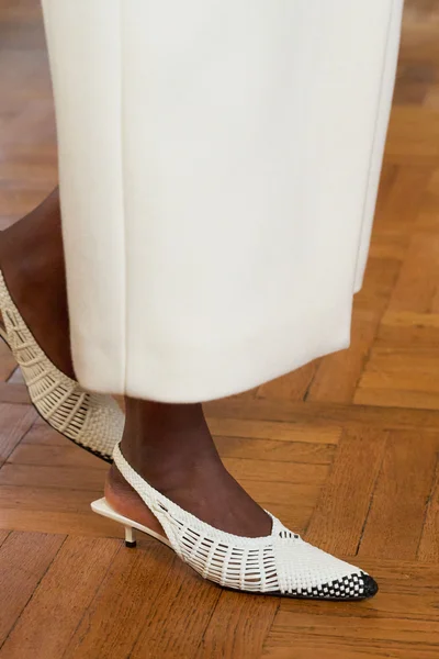 Look 11